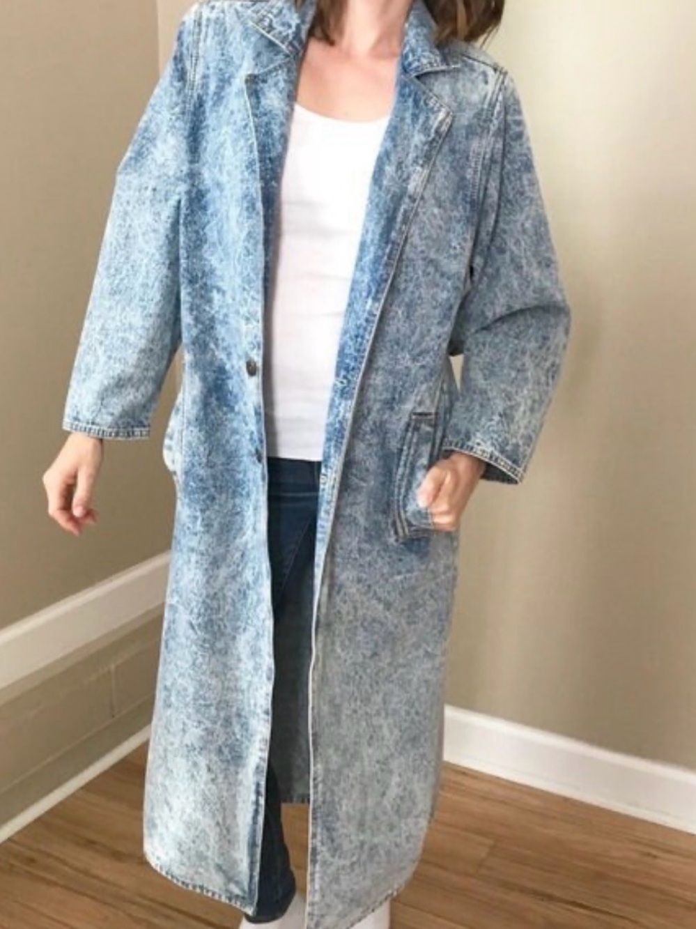 Vintage 80s Acid Washed Denim Jean Trench Coat Jacket. Size small.